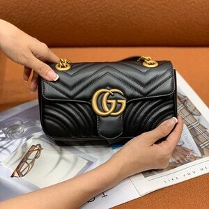 Gucci GG Marmont Quilted Super Shoulder Bag Leather Black Gold Hardware